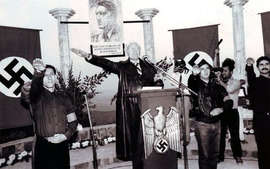 Miguel_Serrano,_1989